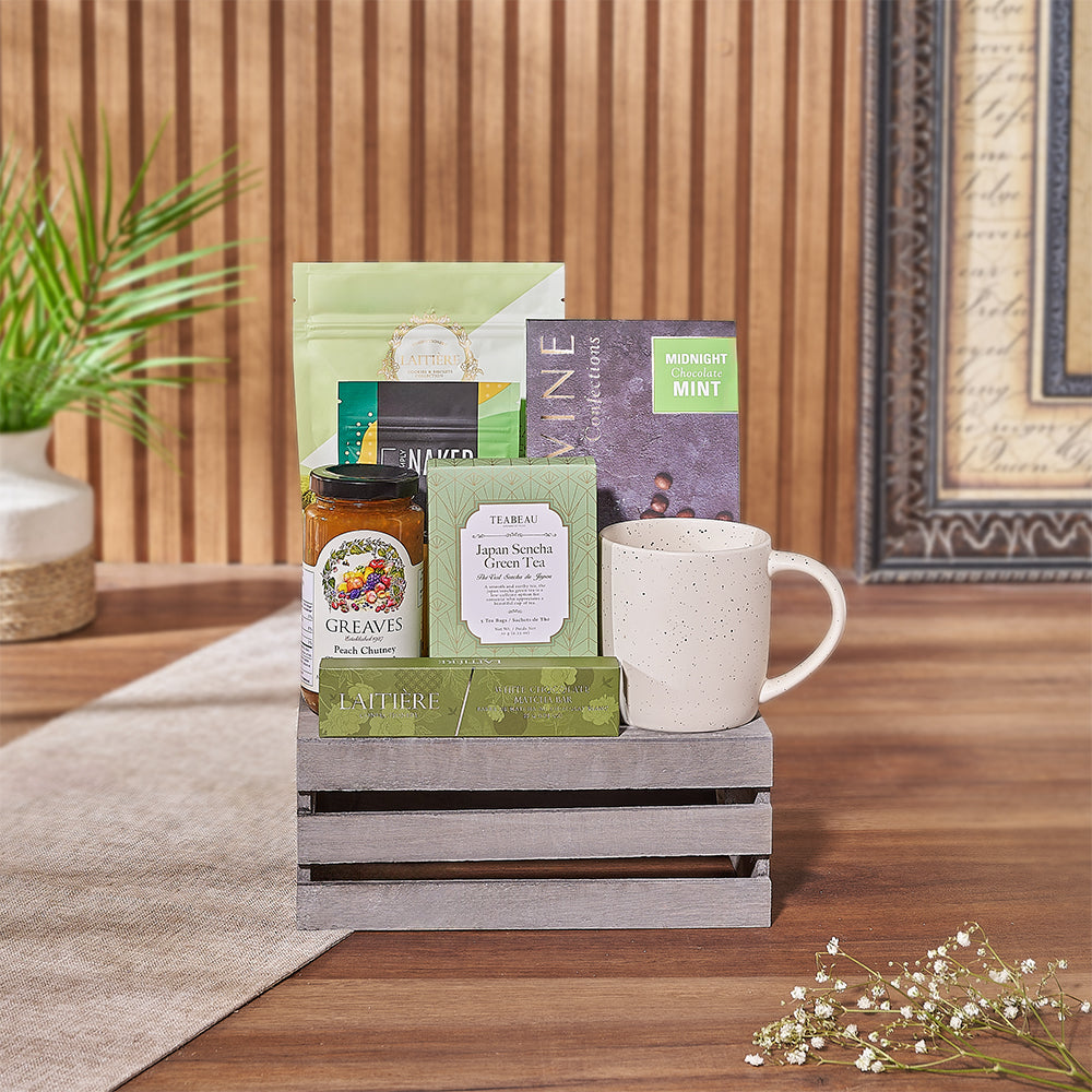 Assorted Gourmet Snacks Gift Crate – how the gift is presented