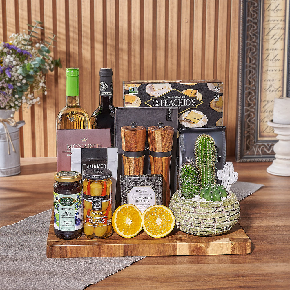 Deluxe Gift Basket with Two Bottles of Kosher Wine and Artisan Treats – how the gift is presented