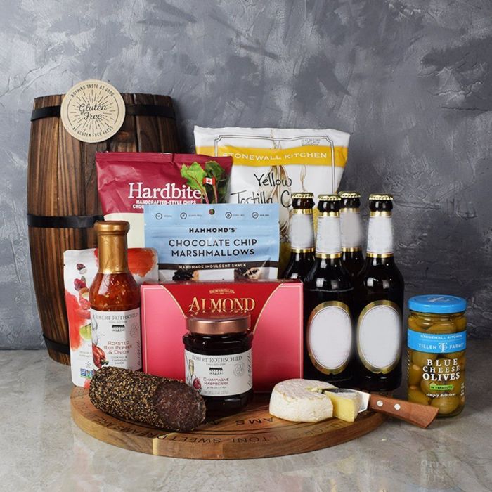 Premium Four-Bottle Beer Basket Featuring Soft-Ripened Brie and Savory Treats – how the gift is presented
