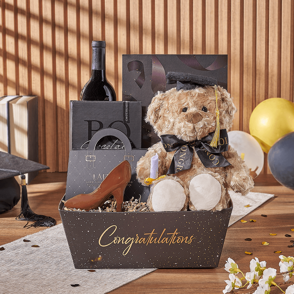 Graduation Gift Tray with Plush Teddy – how the gift is presented