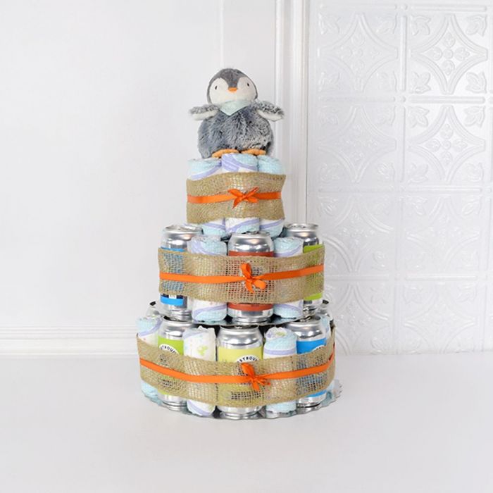 Baby Celebration Gift Basket with 17 Diapers, 11 Beers & Plush Penguin – how the gift is presented