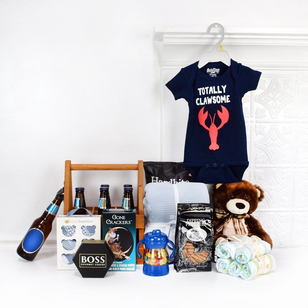 Baby Boy Welcome Basket with Labatt Blue Beer and Gourmet Treats – how the gift is presented