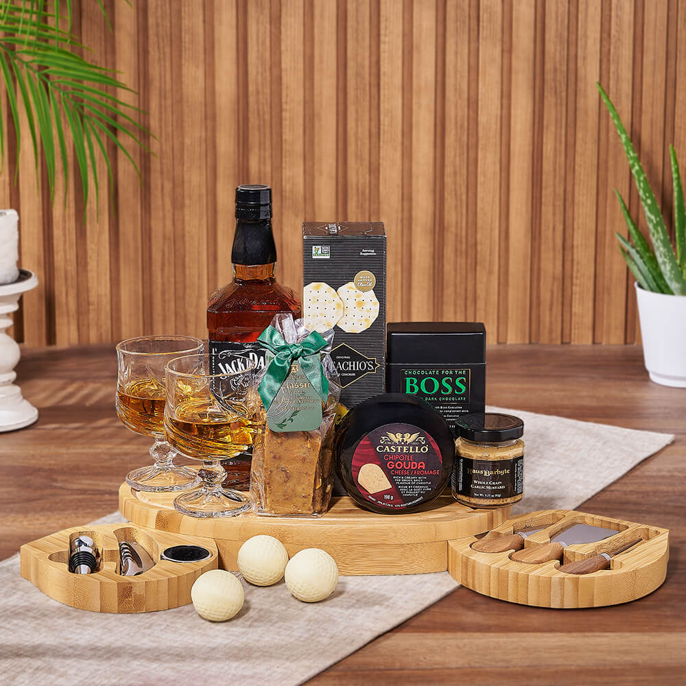 Golf-Themed Liquor Gift Basket with Gourmet Snacks and Glass Snifters – how the gift is presented
