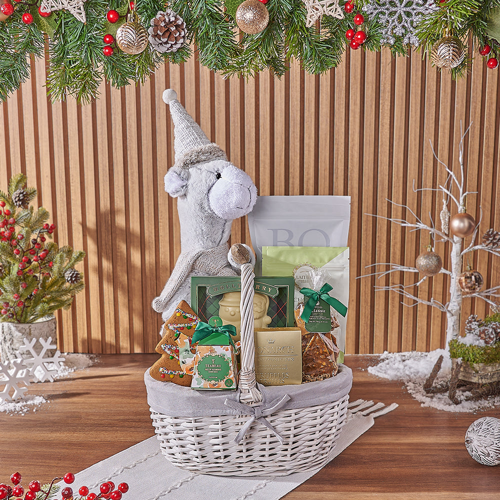 Festive Holiday Snack Basket Featuring White Chocolate and Tea – how the gift is presented