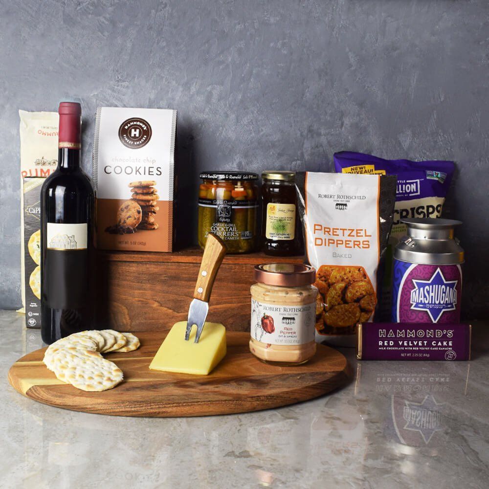 Gourmet Cheese and Kosher Wine Basket – how the gift is presented