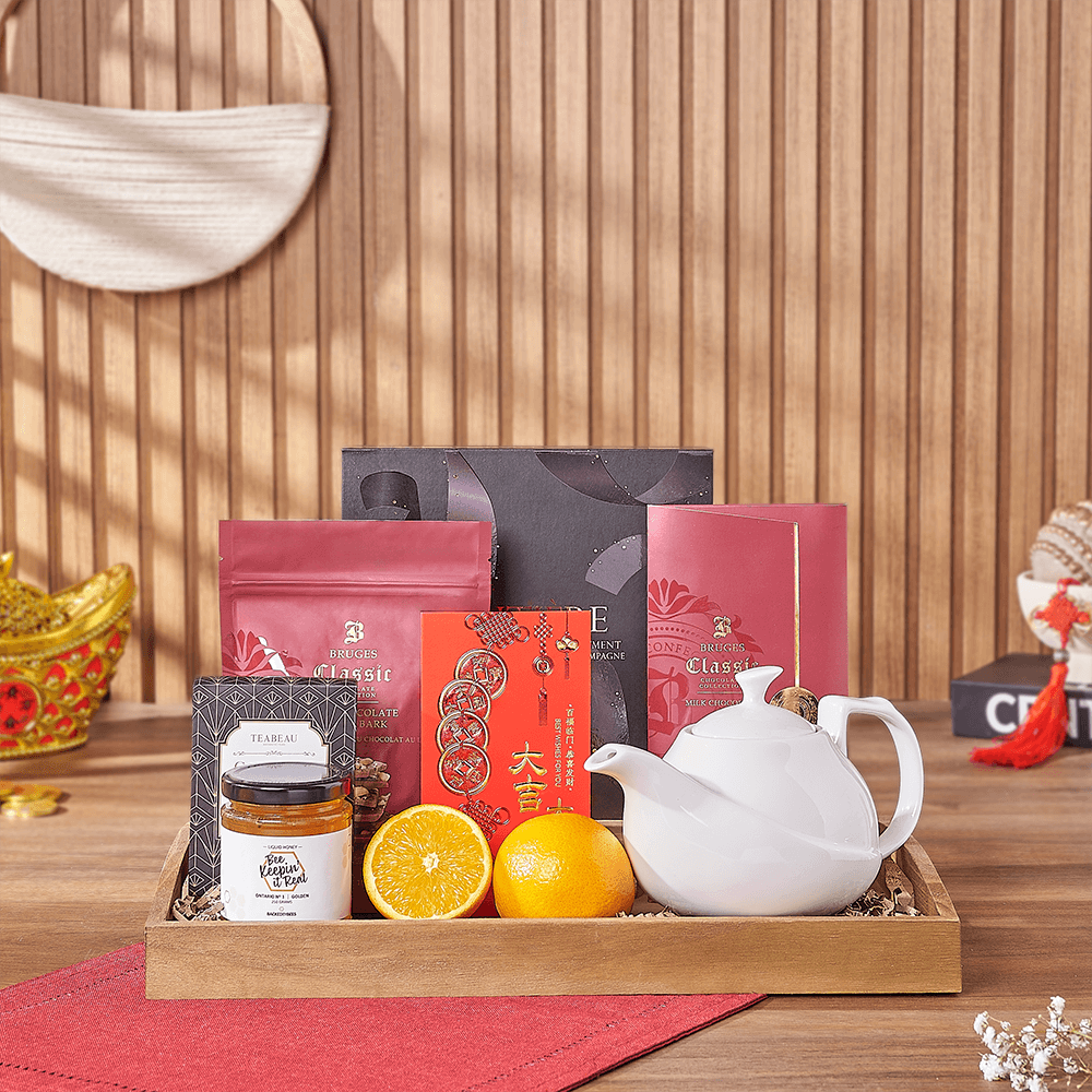 Lunar New Year Lucky Gift Tray with Tea, Honey, and Chocolates – how the gift is presented