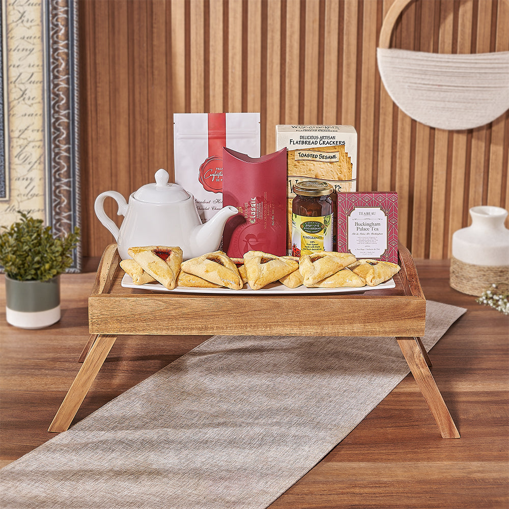 Purim Gift Tray with Hot Chocolate, Tea, and Gourmet Snacks – how the gift is presented