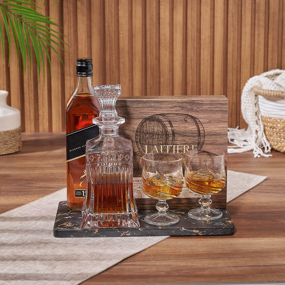 Whiskey Decanter Gift Basket with Truffles – how the gift is presented