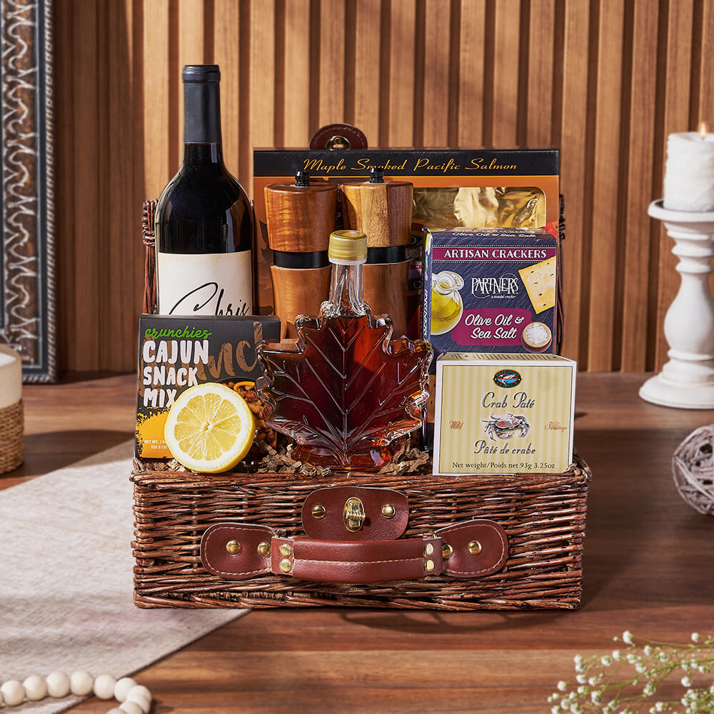 Small Wicker Picnic Basket Wine Gift with Maple Syrup and Spice Mills – how the gift is presented