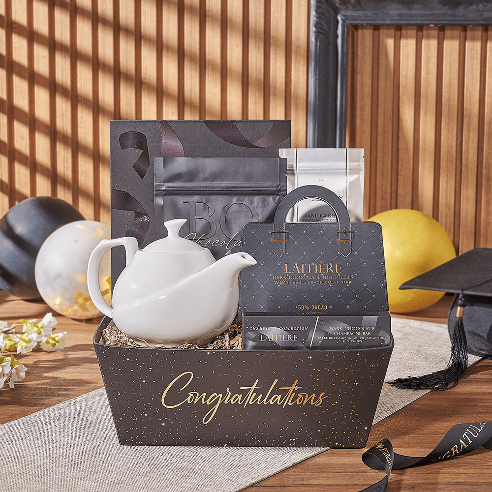 Graduation Vanilla Chai Tea Tray – how the gift is presented