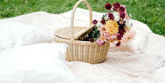 Summer Picnic Ideas: Food, Games & Essentials
