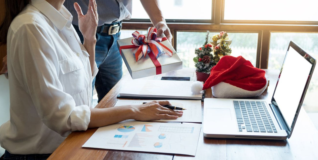 Budget-Friendly Gift Ideas for Administrative Professionals’ Day