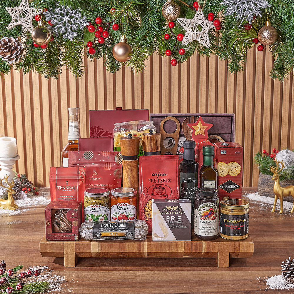 Whiskey Holiday Gift Basket with Artisan Gourmet Foods – how the gift is presented