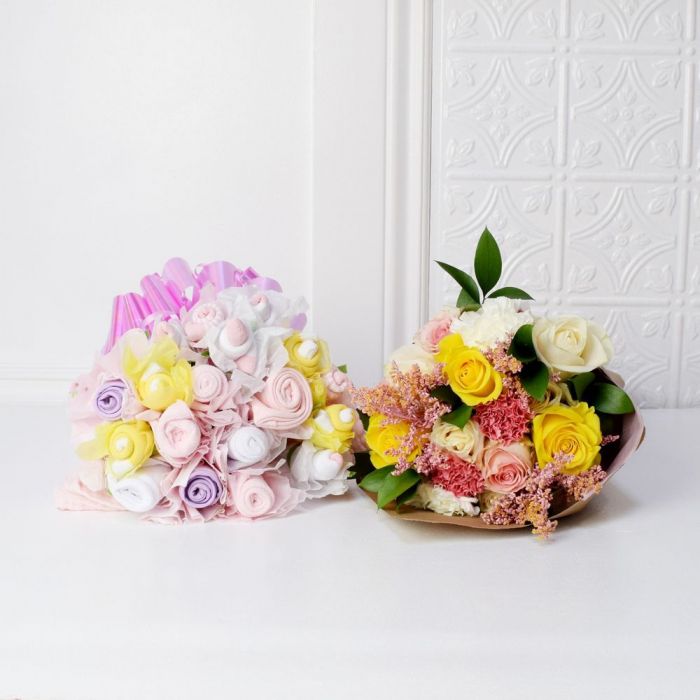 Floral Baby Girl Gift Set – how the gift is presented
