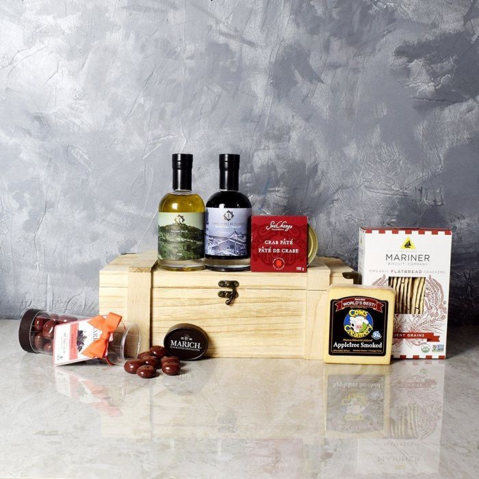Artisan Gourmet Snack Wine Box – how the gift is presented