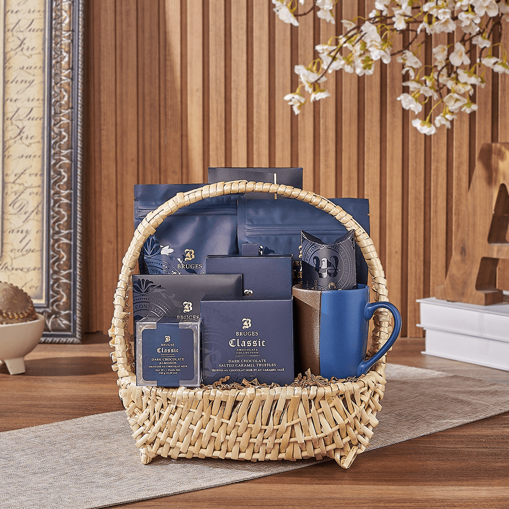Halal Dark Chocolate and Mug Basket – how the gift is presented