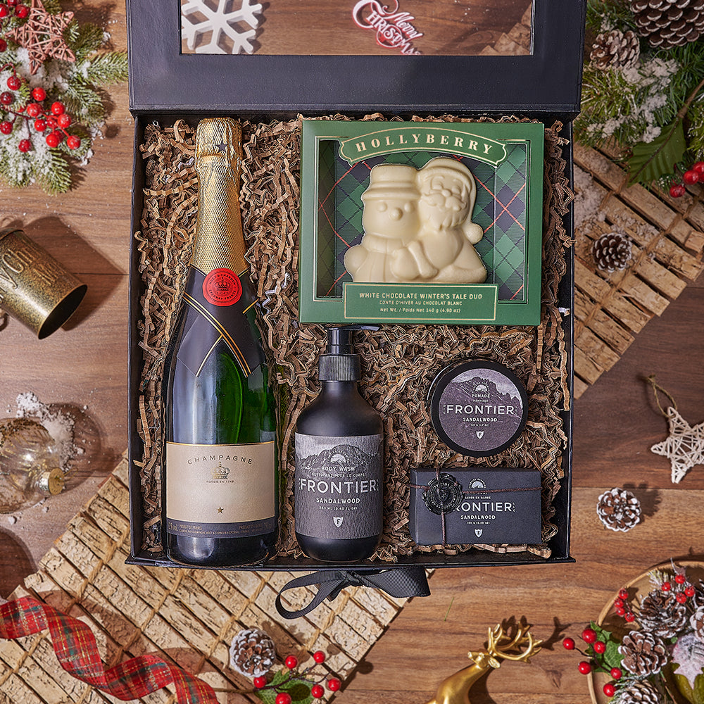 Sparkling Wine and Holiday White Chocolate Figure Gift – how the gift is presented