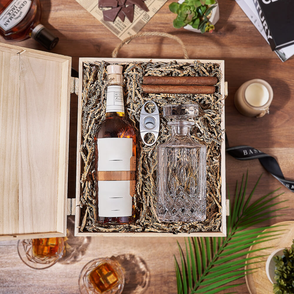 Liquor Gift Crate with Cigars and Glass Decanter in Wooden Box – how the gift is presented