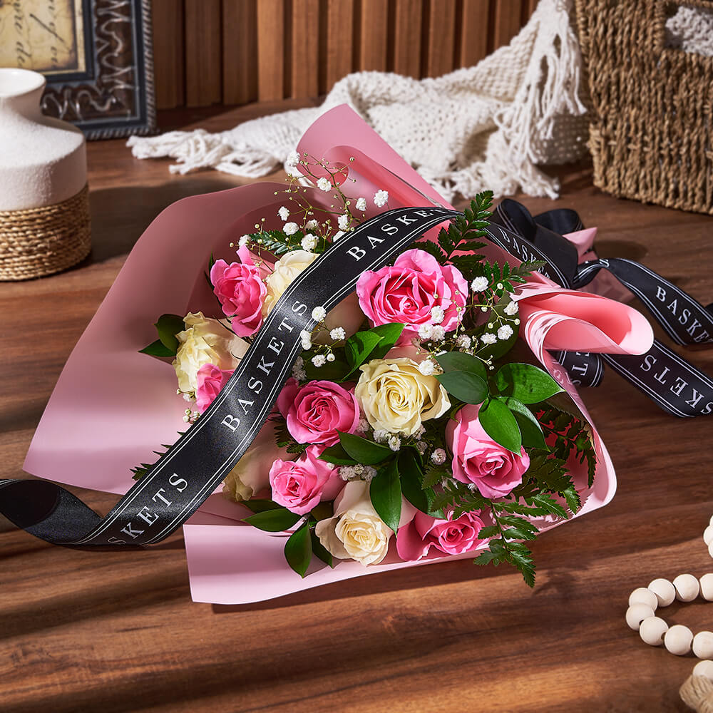 Deluxe Pink Rose and Baby's Breath Floral Wrap Bouquet – how the gift is presented