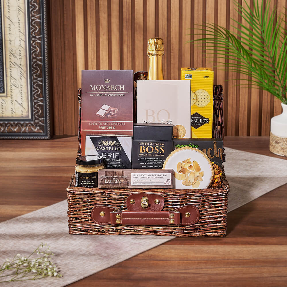 Sparkling Wine and Gourmet Snacks Gift in Traditional Wicker Picnic Basket – how the gift is presented