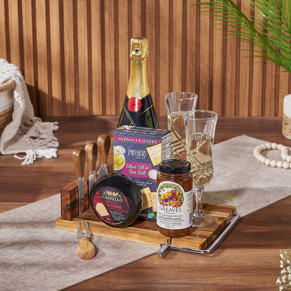 Sparkling Wine Gift Basket with Partners Crackers, Greaves, and Castello Cheese – how the gift is presented