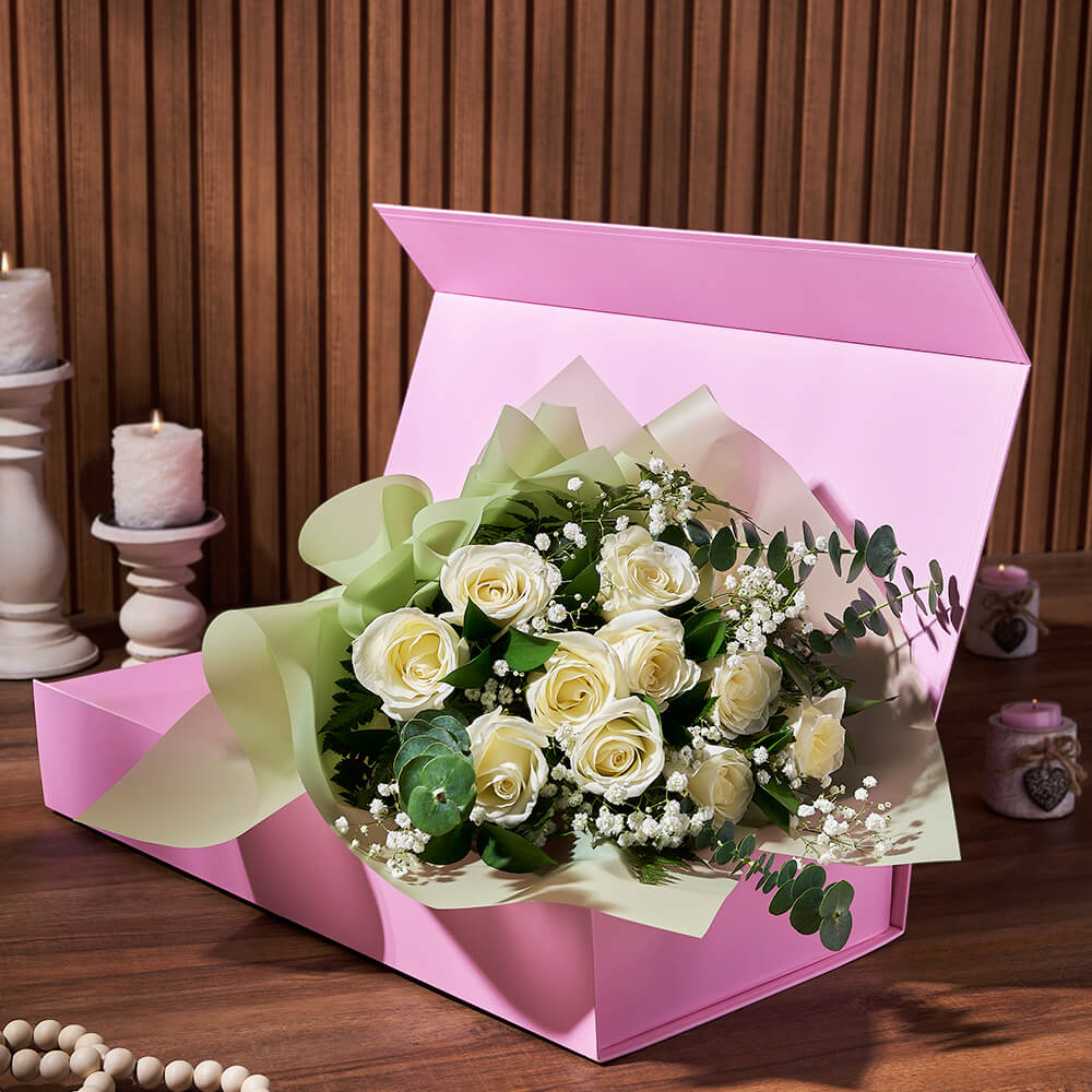 White Rose Bouquet in Pink Box – how the gift is presented